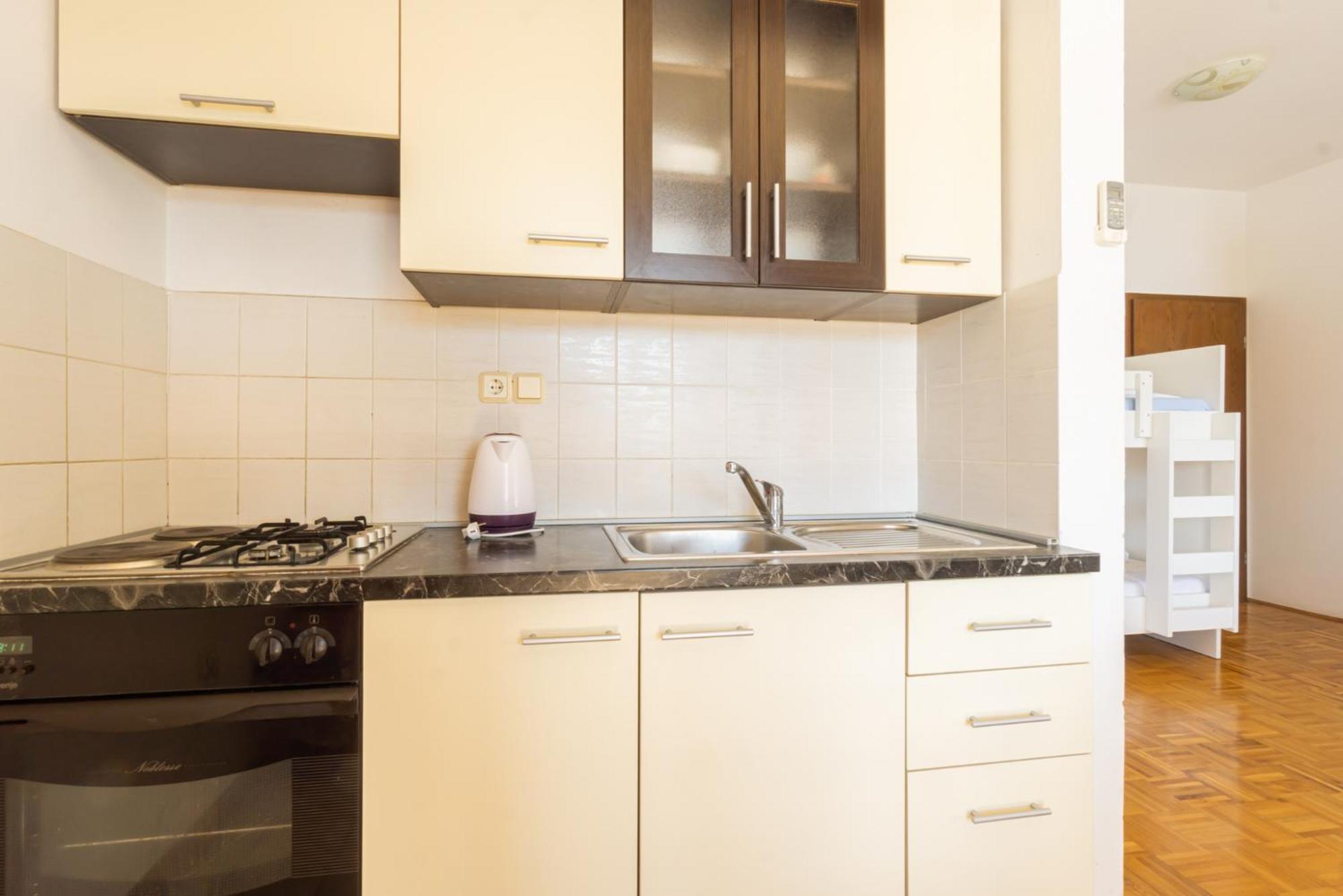 Appartamento Galinec With Mountain And Seaview Metajna Camera foto